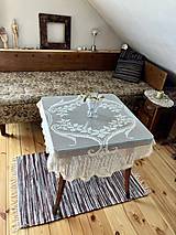 Úžitkový textil - Menší hnedý vidiecky koberec - 15398525_