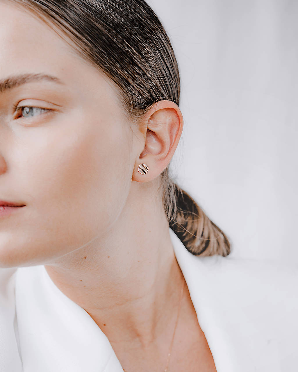 náušnice STUHA medailón zlato