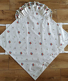 Detský textil - Klasická šnúrovacia zavinovačka s kvietočkami - D7 (Obliečka) - 15402301_