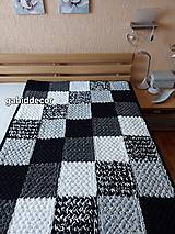 Úžitkový textil - Jemnučká a ľahká deka z vlny alize puffy - pachwork, bielo-čierne odtiene - 15405513_