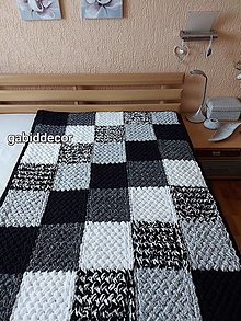 Úžitkový textil - Jemnučká a ľahká deka z vlny alize puffy - pachwork, bielo-čierne odtiene - 15405513_
