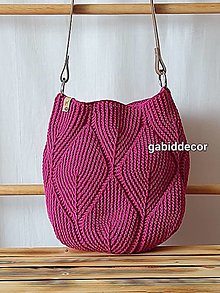 Kabelky - Háčkovaná bavlnená kabelka s 3D vzorom (Viva Magenta) - 15408893_