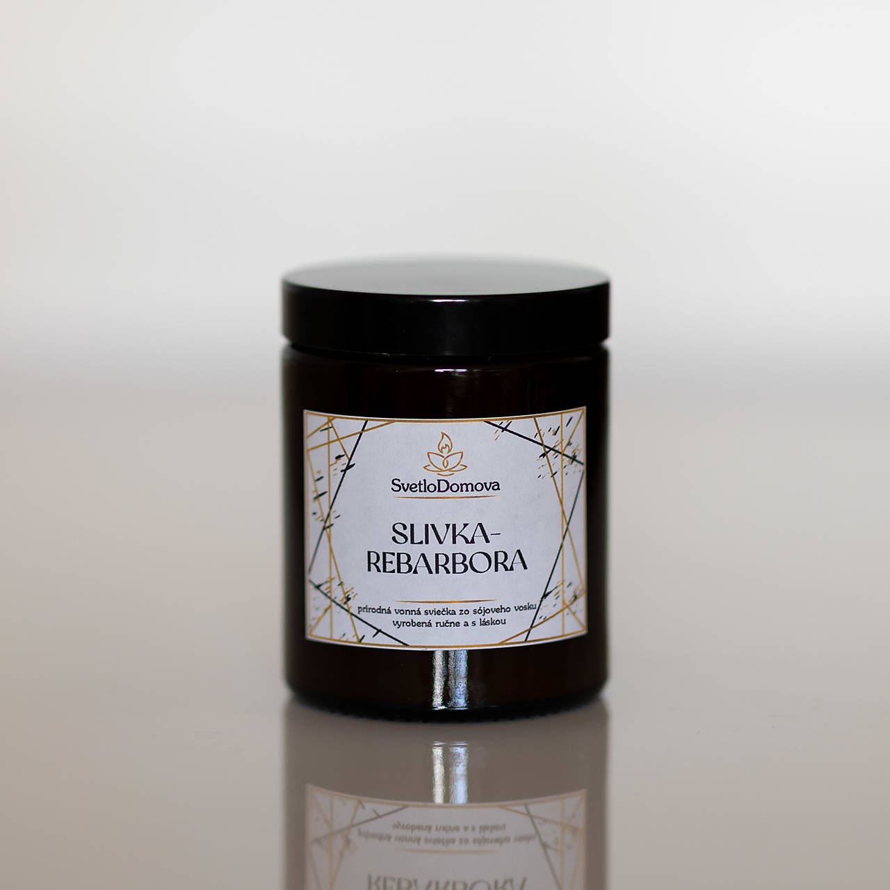 VÝPREDAJ - Sviečka zo sójového vosku v hnedom skle - Slivka & Rebarbora