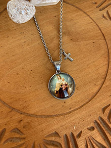 Náhrdelníky - medailón s Pannou Máriou a retiazka- oceľ (Strieborná) - 15421153_