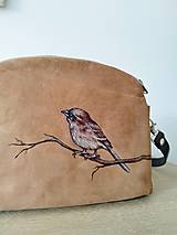 Kabelky - PETRA small"Bird" kožená kabelka s vypaľovaným obrázkom - 15420785_