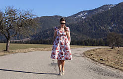 Šaty - Kvetinové akvarelové šaty - 15424742_