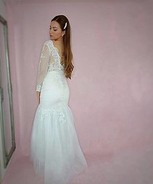 Šaty - Dlhé biele úzke svadobné šaty - 15427693_