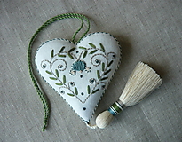 Dekorácie - Valentín- zelená šnúrka - 15427817_