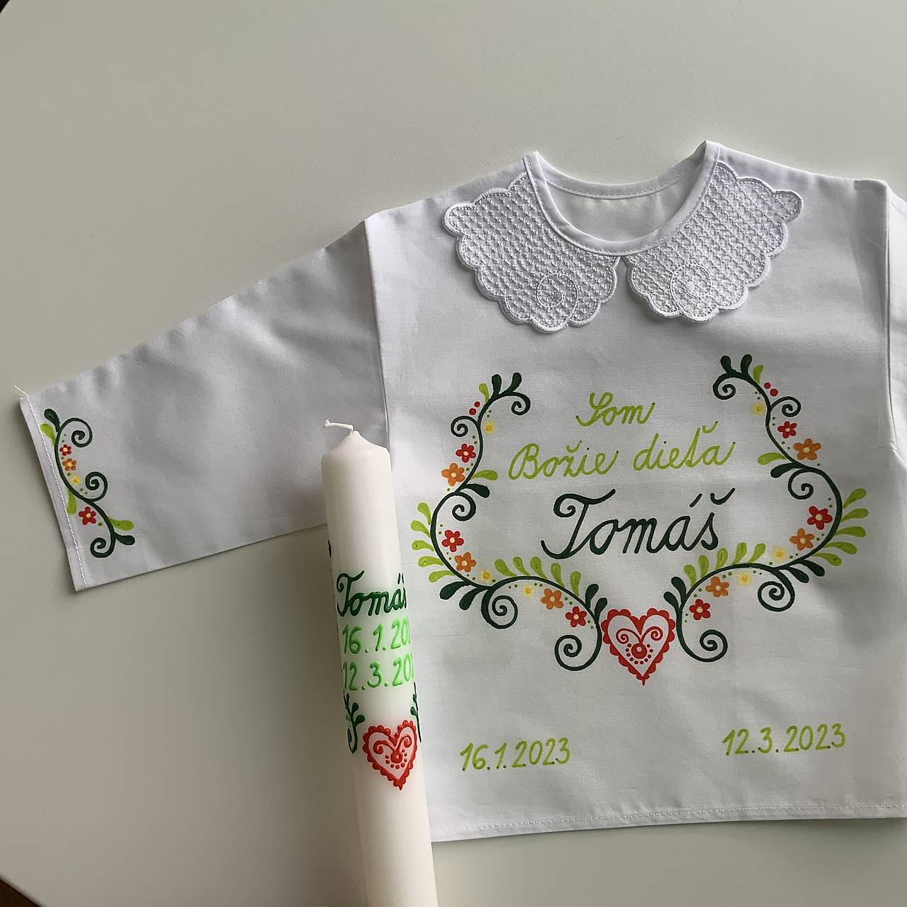 Krstná košieľka a svieca na krst maľovaná ľudovoladená  (do zelena)