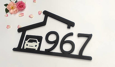 Tabuľky - Dom s pultovou strechou a garážou (veľkosť číslic 14cm - 1-3 znaky (s autom)) - 15428351_