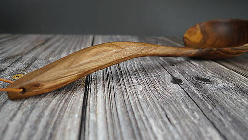 Veľká drevená naberačka