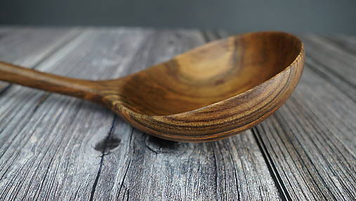 Veľká drevená naberačka