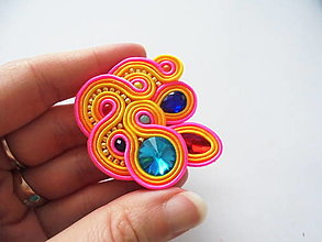 Brošne - soutache brošňa - 15435126_