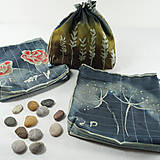 Úžitkový textil - Hodvábne vrecko - vosková batika- rastliny - 15436895_