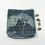 Úžitkový textil - Hodvábne vrecko - vosková batika- rastliny - 15436904_