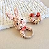 Hračky - Marhuľkový zajko s mašľou - 15435545_