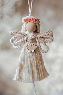 Dekorácie - Macramé anjelikovia s kvietkami (Anjelik s venčekom a srdiečkom) - 15435760_