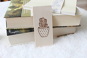 Papiernictvo - MINI drevená záložka do knihy "Kaktusová" - 15442676_
