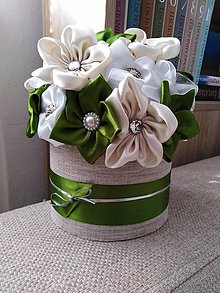 Dekorácie - Kvetinový box saténový (Zelená) - 15440912_