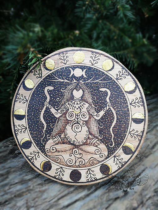 Obrazy - Bohyňa Veľká matka - Goddess with snake - ručne vypaľovaný obraz - hand-burned image - 15446525_