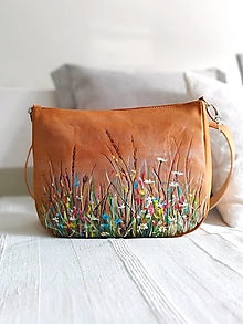 Kabelky - PAULA "Meadow" kožená kabelka s vypaľovaným obrázkom - 15446469_