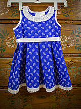 Dievčenské modré šaty s margarékou