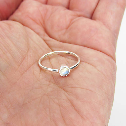 Prstene - Jún: DreamyDay / Moonstone (4mm  / Simple) - 15451949_