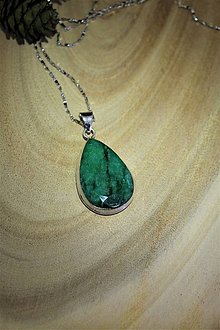 Náhrdelníky - smaragdový prívesok v striebre - 15454100_