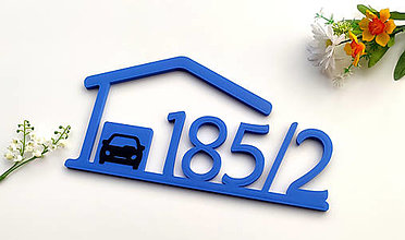 Tabuľky - Dom so sedlovou strechou a garážou (veľkosť číslic 11cm - 1-3 znaky (s autom)) - 15453763_