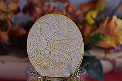 Dekorácie - Veľkonočne vajíčko drevené gravírovane 6 - 15454185_