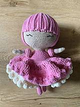 Hračky - Ružová háčkovaná bábika - 15458256_