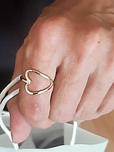 Prstene - Zlatý prsteň srdce - 15462801_