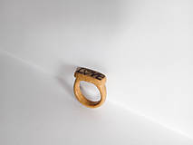 Prstene - Drevený prsteň LOVE - 15462759_