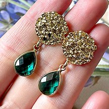 Náušnice - Zircone Golden Earrings / Výrazné náušnice so zirkónom N0022 (smaragdový zirkón) - 15466835_