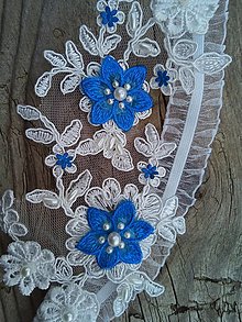 Spodná bielizeň - svadobný podväzok Ivory + kráľovská modrá 2 - 15465968_