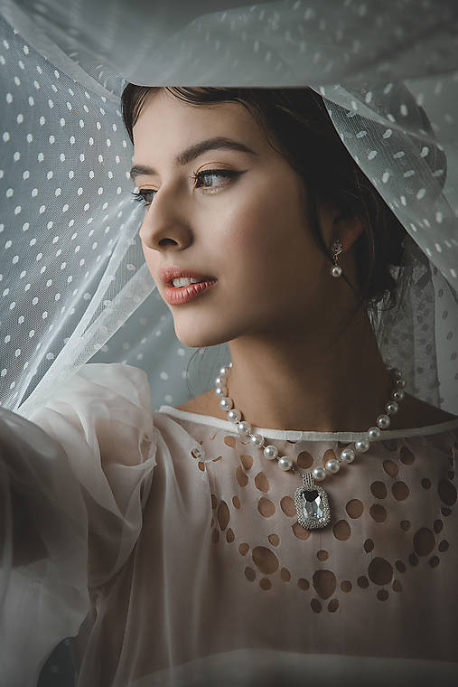 Svadobné perlové náušnice Valentína (Bielo-zlatá kombinácia)