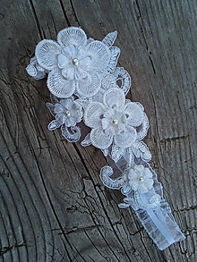 Spodná bielizeň - Ivory svadobný podväzok + čipkové kvety 20 - 15471442_