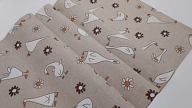Úžitkový textil - Stredový obrus húsky a kvetinky na režnej - 15475917_