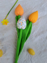 Dekorácie - Jarný textilný tulipán - 15476336_