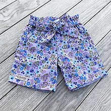 Detské oblečenie - Detské bavlnené kraťasy - blooming flowers lilac - 15487180_
