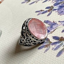 Prstene - Cherry Quartz Antique Silver Ring / Prsteň s cherry krištáľom syntetickým v starostriebornom prevedení - 15489845_