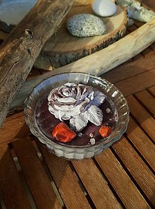 Sviečky - Čierna ruža - sójová sviečka s minerálmi - 15490604_