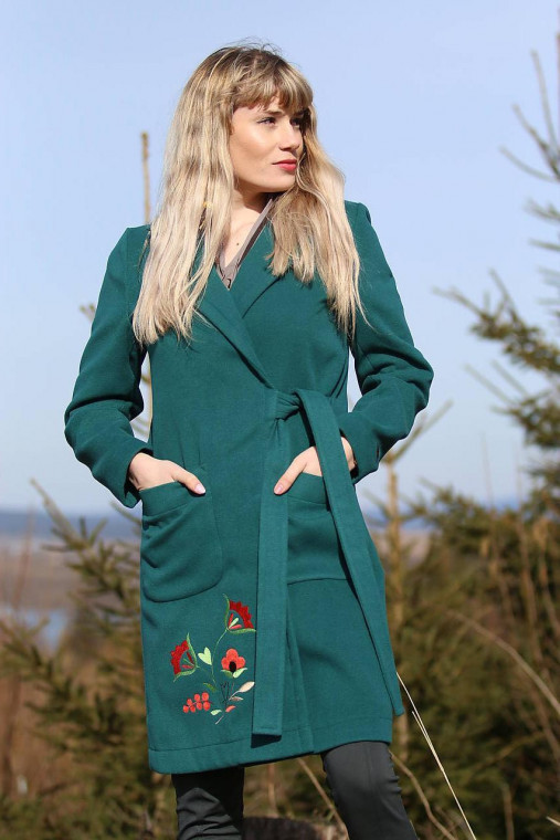 Bundy a kabáty - Vyšívaný prechodný kabátik - 15492200_