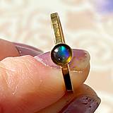Prstene - Simple Black Opal AG925 Gold Plated Ring / Jemný strieborný pozlátený prsteň s čiernym opálom A0024 - 15492749_