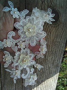 Spodná bielizeň - svadobný podväzok ivory - béžové čipkové kvety 4 - 15498259_