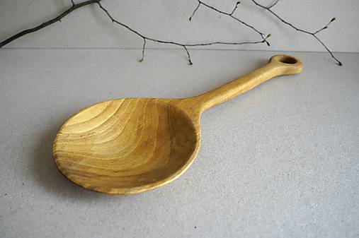 Veľká orechová varecha s očkom