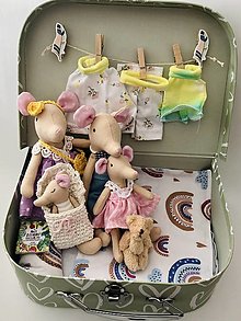 Hračky - Rodinka myšiek z Čarovného kufríka - 15501430_