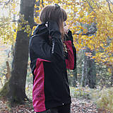 Bundy a kabáty - Prechodná outdoorová softshellová bunda s výšivkou - 15503100_