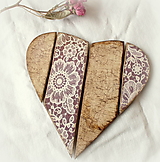Dekorácie - Drevená dekorácia "Srdce" - 15504775_