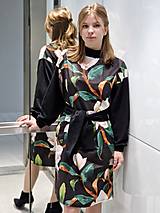 Šaty - Kvetované šaty REGINA dámske s vreckami - 15508274_